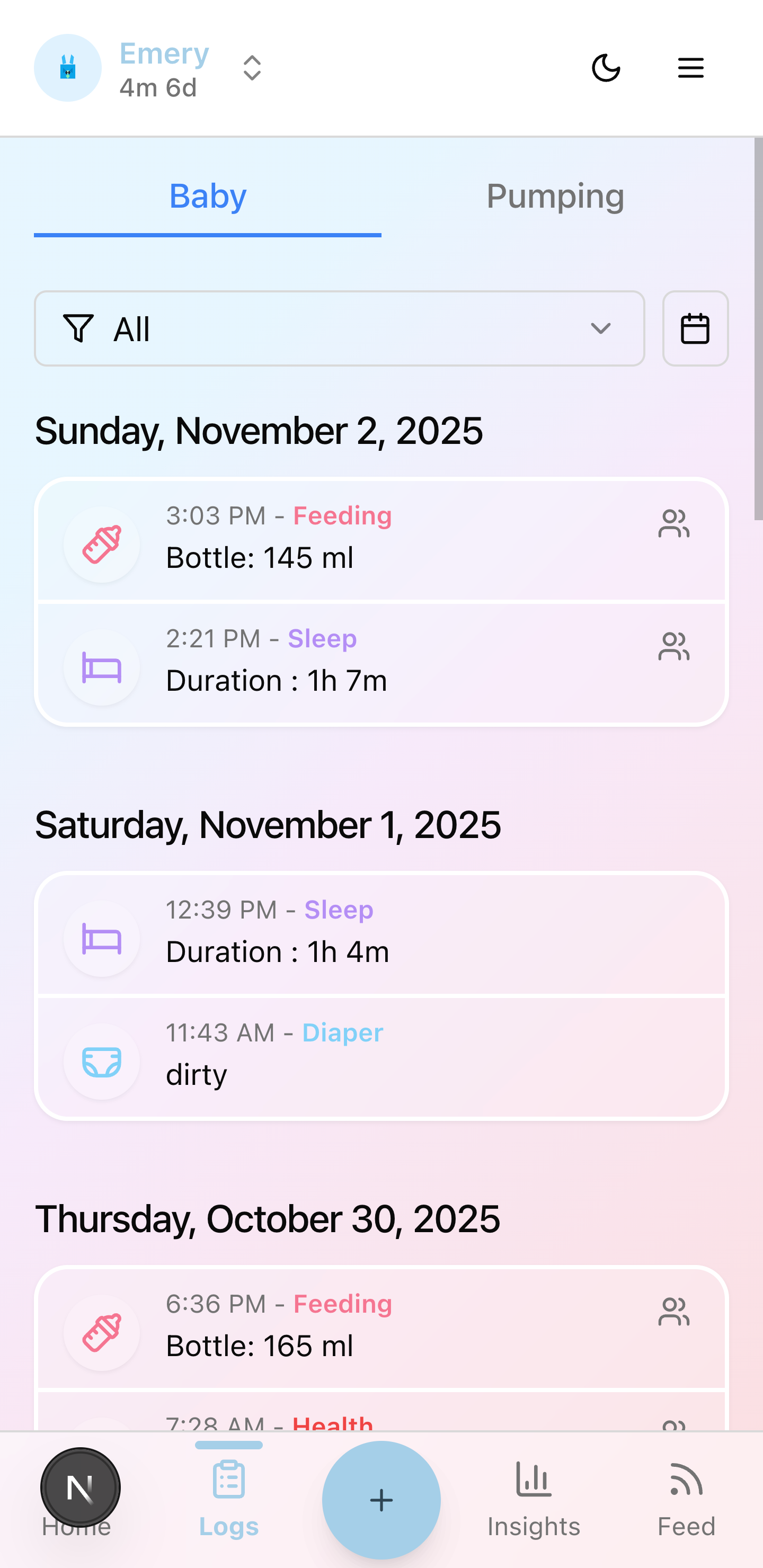 WEEWEELU mobile app showcasing real-time tracking.
